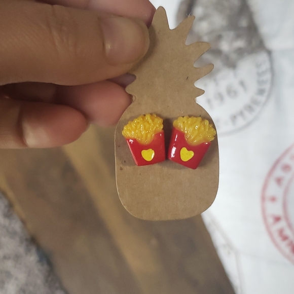 n,a Jewelry - NWT McDonald's French Fries Earrings 😍